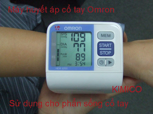 Cách sử dụng máy huyết áp cổ tay Omron