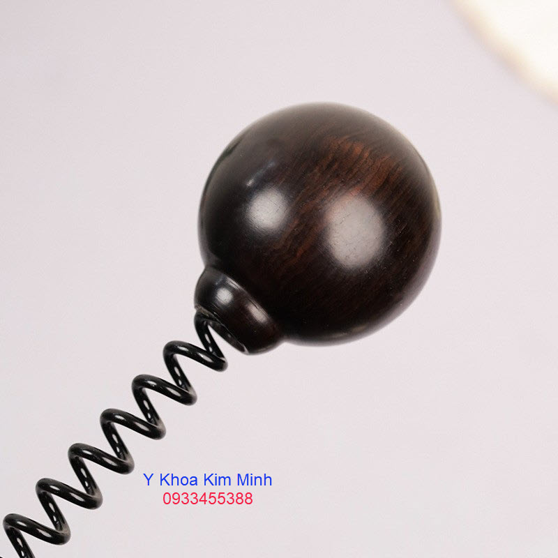 Búa lò xo đầu tròn giúp lực đấm bóp sâu vào đáy lớp cơ, ổn định lực đánh, dễ làm tan các cơ bị bó cứng, làm mêm cơ, phục hồi dây thần kinh bị cứng hoặc đang viêm