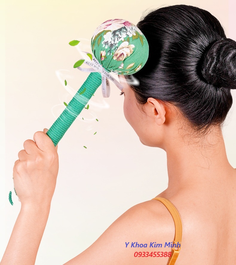 Dược liệu từ búa ngải cứu massage giúp giảm đau đầu, rối loạn tiền đình, đau nửa đầu, đau dầu do mất ngủ
