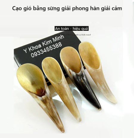 Cạo gió bằng sừng sử dụng với tinh dầu massage nóng giải cảm giải hàn trừ độc nùng cơ thể
