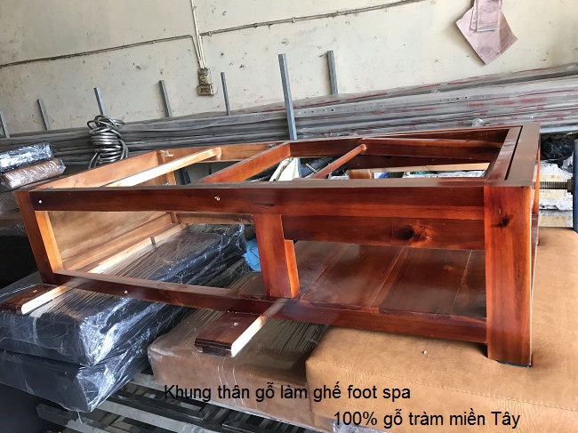 Gỗ tràm miền Tây làm khung thân ghế Foot Spa sản xuất tại Tp Hồ Chí Minh - Y khoa Kim Minh