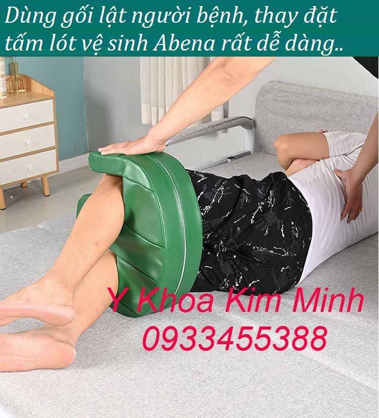 Gối lật nghiêng người bệnh để thay miếng lót vệ sinh cá nhân Abir Cell Abena