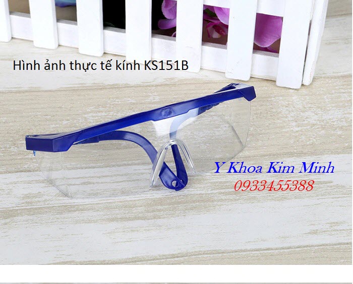 Hình ảnh kính bảo hộ mắt dùng trong y tế tránh tổn thương sau khi mổ phẫu thuật mắt - Y khoa Kim Minh