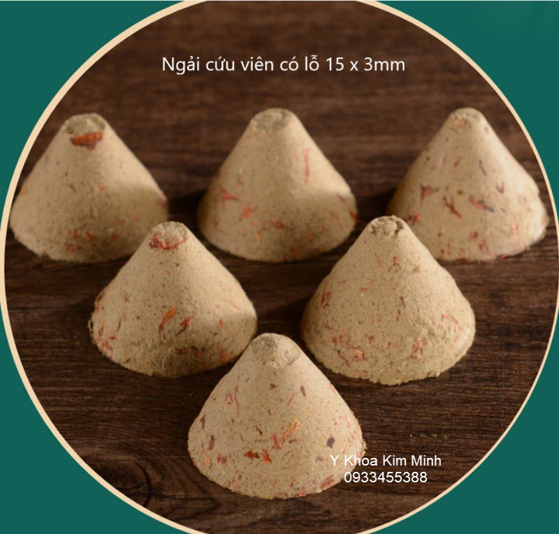 Nhang ngải cứu viên có lỗ dùng điều trị giảm đau xương khớp